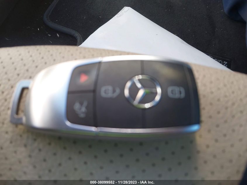 2019 MERCEDES-BENZ C 300 - WDDWF8DB1KR519596