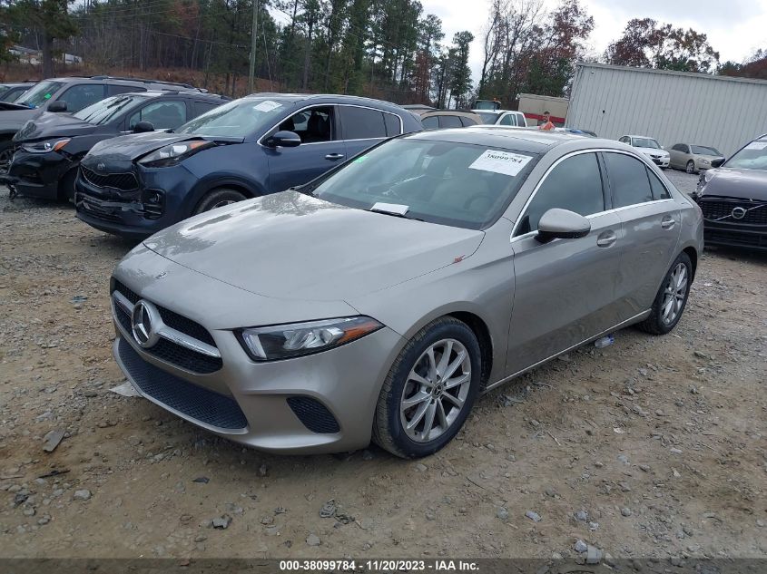 2020 MERCEDES-BENZ A 220 - W1K3G4EB8LW047066
