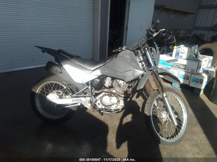 2018 SUZUKI DR200 S - JS1SH42A4J2104098