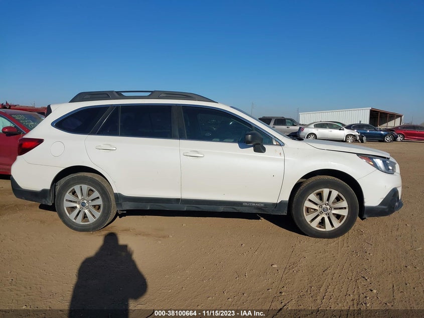 VIN 4S4BSAAC4J3271270 2018 SUBARU OUTBACK 2.5I