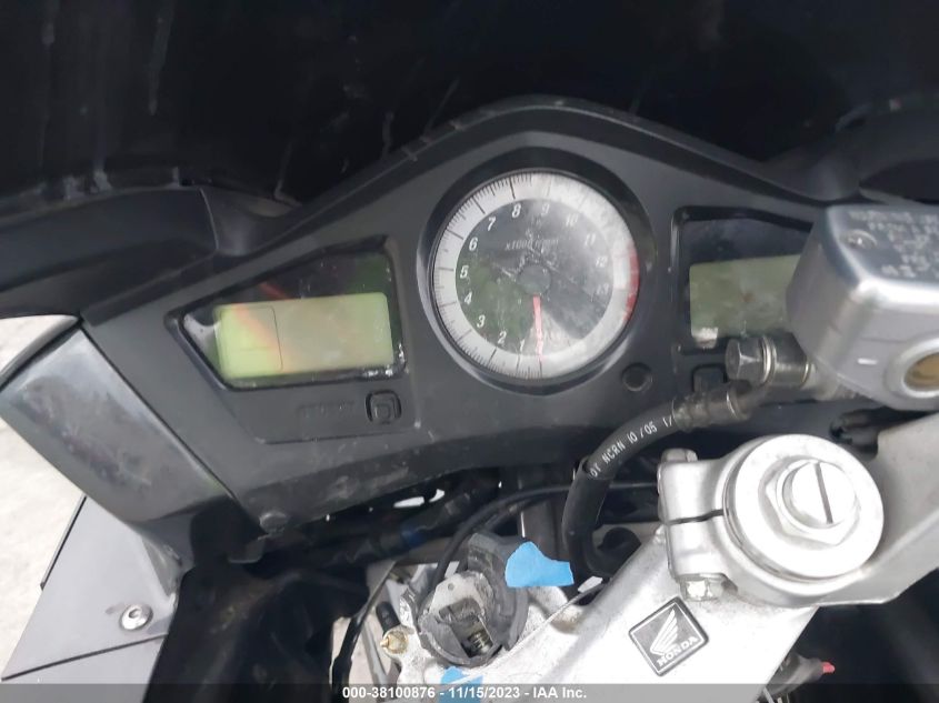 2006 HONDA VFR800 JH2RC46176M800454