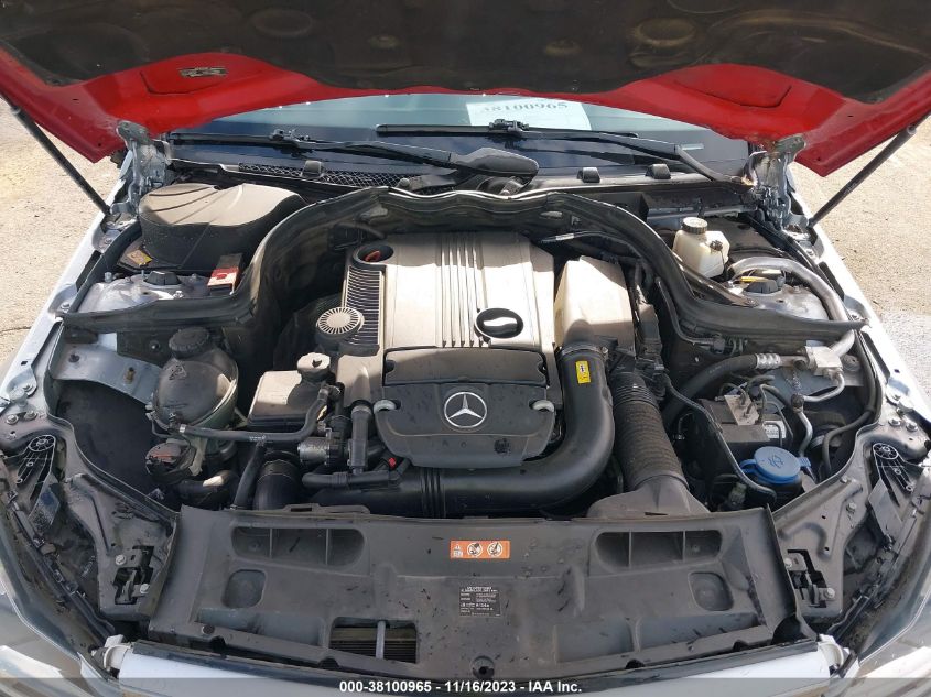 2013 MERCEDES-BENZ C 250 SPORT/LUXURY - WDDGF4HBXDA791184