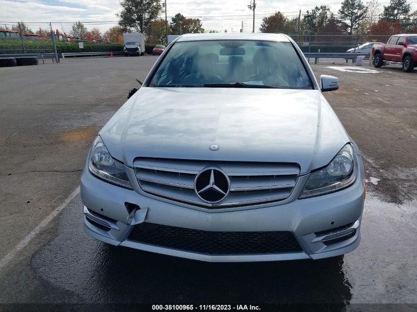 2013 MERCEDES-BENZ C 250 SPORT/LUXURY - WDDGF4HBXDA791184