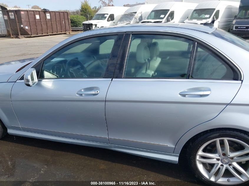 2013 MERCEDES-BENZ C 250 SPORT/LUXURY - WDDGF4HBXDA791184