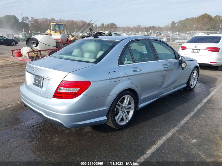 2013 MERCEDES-BENZ C 250 SPORT/LUXURY - WDDGF4HBXDA791184