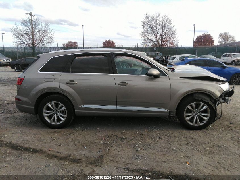 WA1LAAF72HD048215 2017 AUDI Q7, photo no. 14