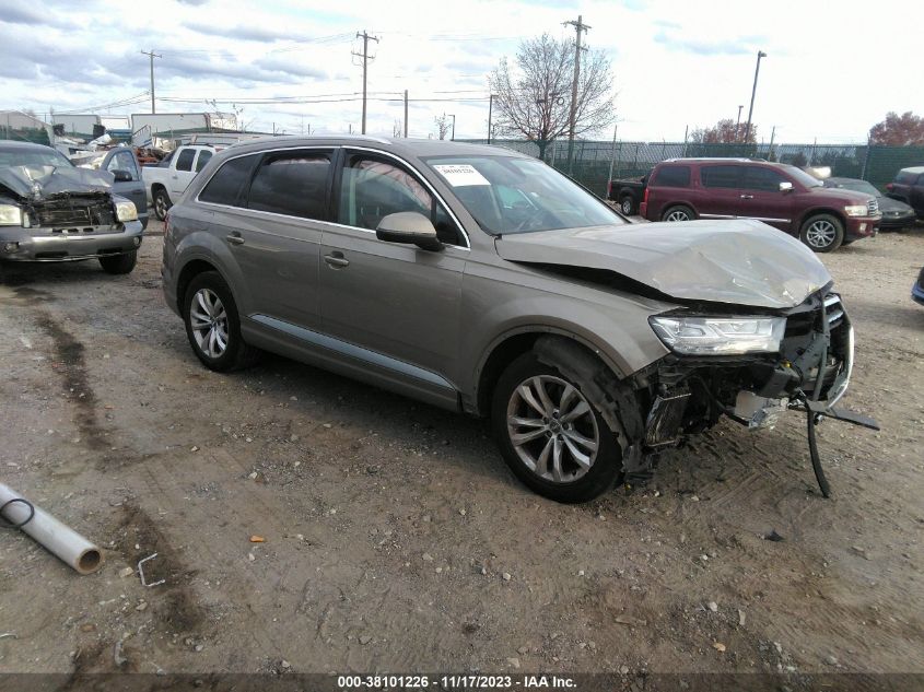 WA1LAAF72HD048215 2017 AUDI Q7 - Image 1