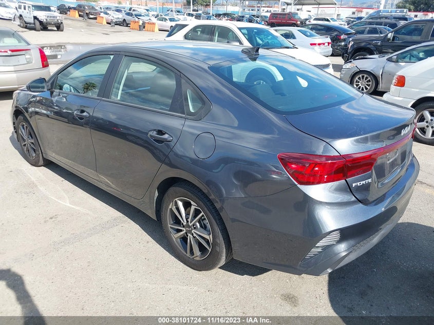 VIN 3KPF24AD2PE613588 2023 KIA FORTE LX/LXS