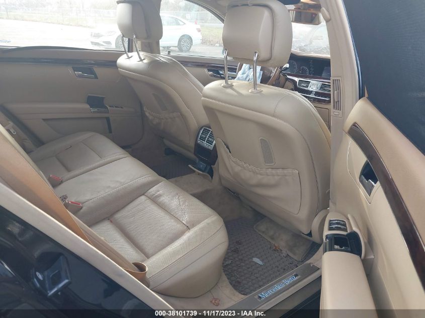 2013 MERCEDES-BENZ S 550 4MATIC WDDNG9EB1DA524313
