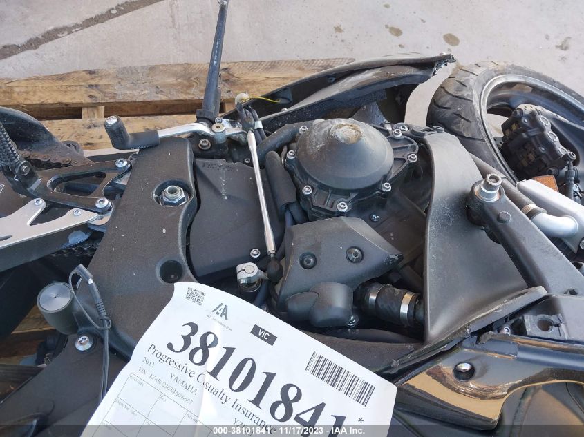 2011 YAMAHA YZFR1 JYARN23E9BA009607