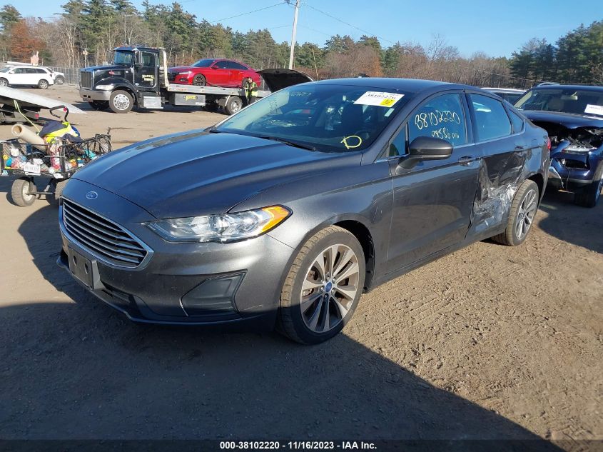 3FA6P0T99LR158007 2020 FORD FUSION, photo no. 2