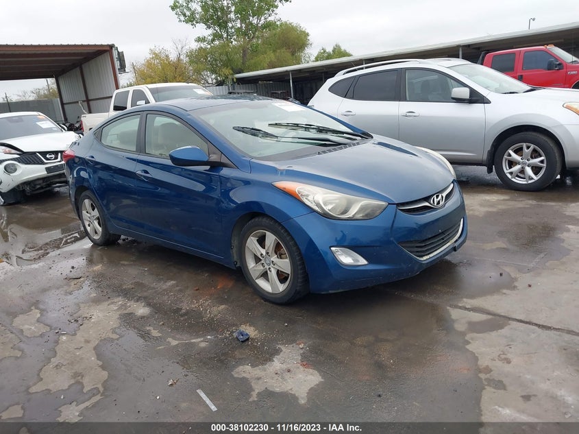 2013 HYUNDAI ELANTRA VIN: KMHDH4AE5DU997194