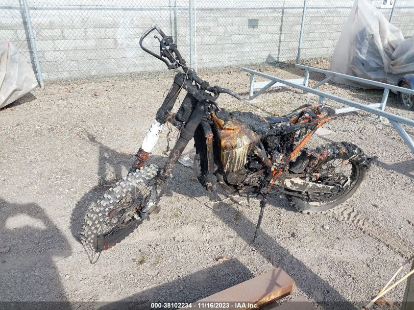 2023 KTM 150 XC-W TPI - VBKXWG238PM194274