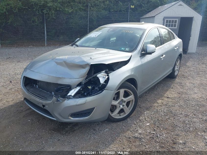 2013 VOLVO S60 T5 - YV1612FH3D1234434
