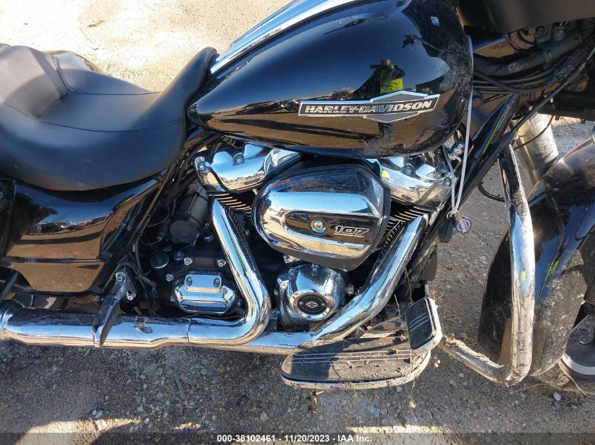 2021 HARLEY-DAVIDSON FLHX - 1HD1KBC14MB610782