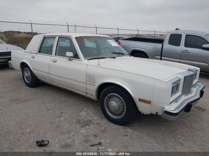 1C3BF66P2HW121740 CHRYSLER FIFTH AVENUE Photo 1