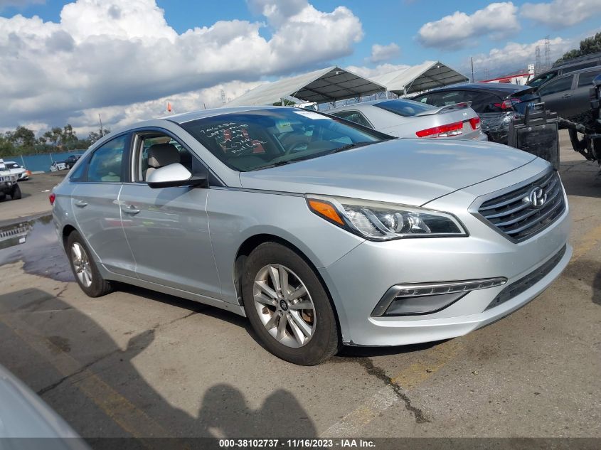 2015 HYUNDAI SONATA SE - 5NPE24AF1FH054171