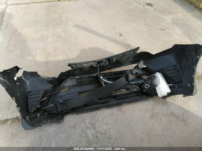 2017 TOYOTA RAV4 LE - JTMBFREV5HJ120639