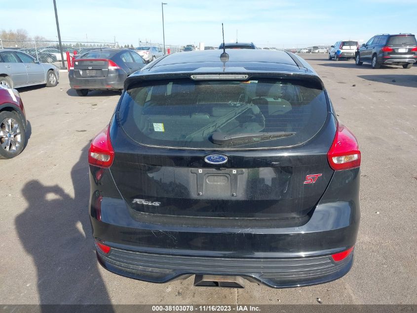 VIN 1FADP3L94JL325748 2018 FORD FOCUS ST