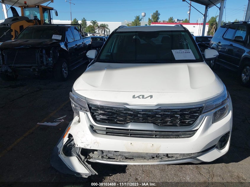 VIN KNDERCAA7N7334609 2022 KIA SELTOS EX