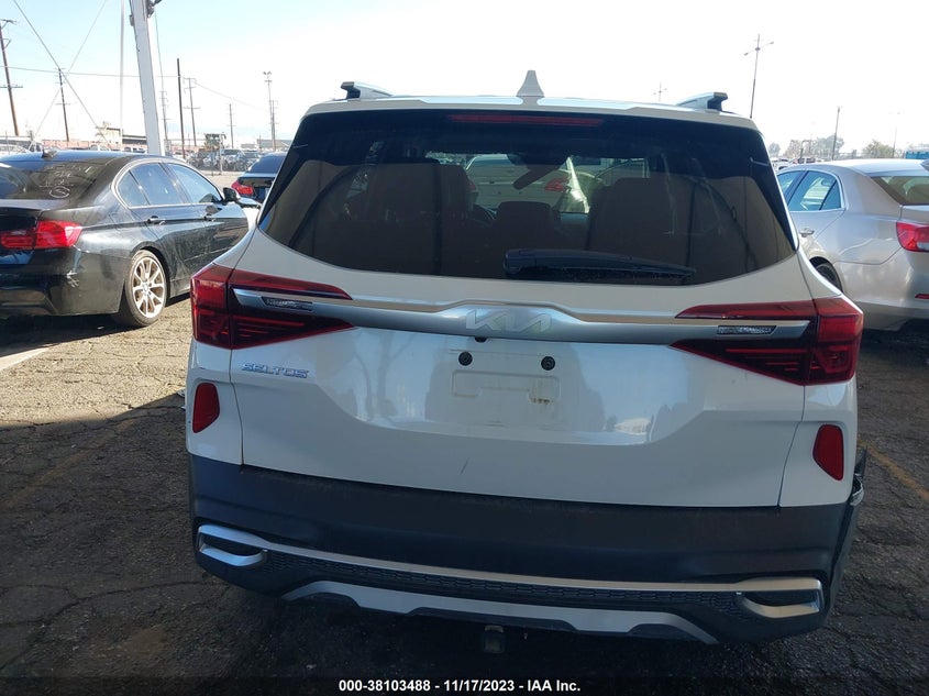 VIN KNDERCAA7N7334609 2022 KIA SELTOS EX