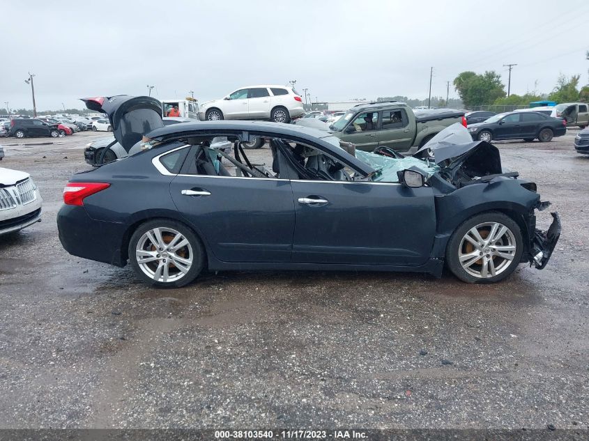 2017 NISSAN ALTIMA 3.5SL/3.5 SR - 1N4BL3AP8HC231581
