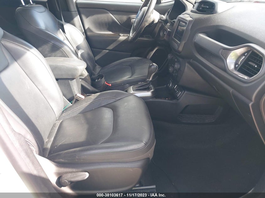 VIN ZACNJBD12KPJ85700 2019 JEEP RENEGADE LIMITED
