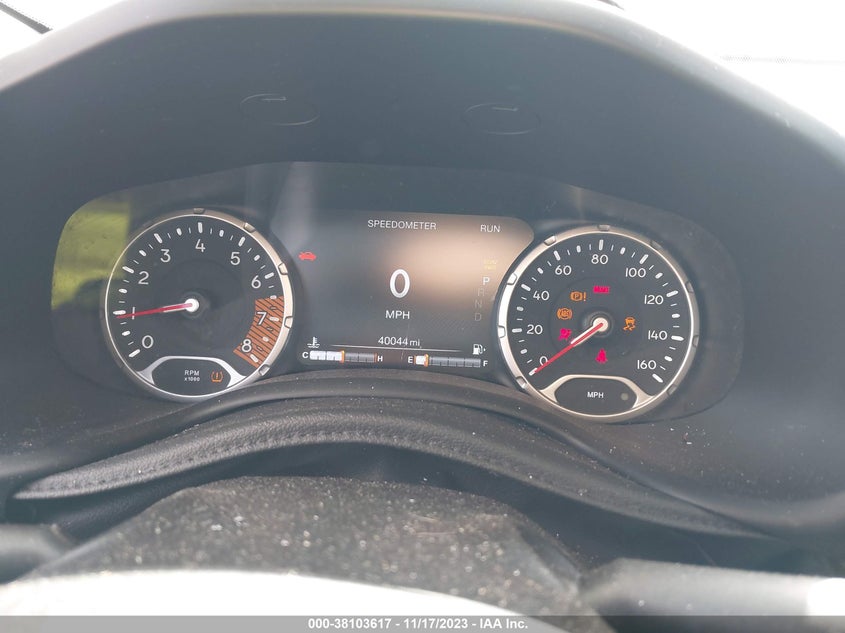 VIN ZACNJBD12KPJ85700 2019 JEEP RENEGADE LIMITED