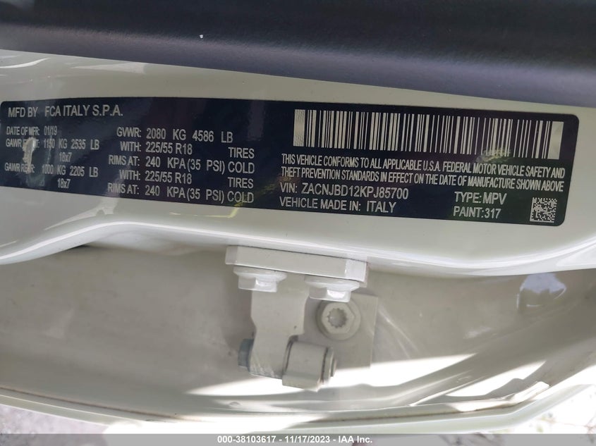 VIN ZACNJBD12KPJ85700 2019 JEEP RENEGADE LIMITED