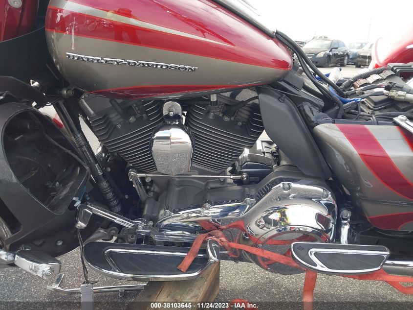 2016 HARLEY-DAVIDSON FLTRUSE CVO ROAD GLIDE 1HD1TAN19GB953094