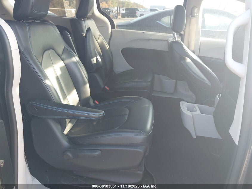 VIN 2C4RC1L71MR578424 2021 CHRYSLER PACIFICA HYBRID TOURING L