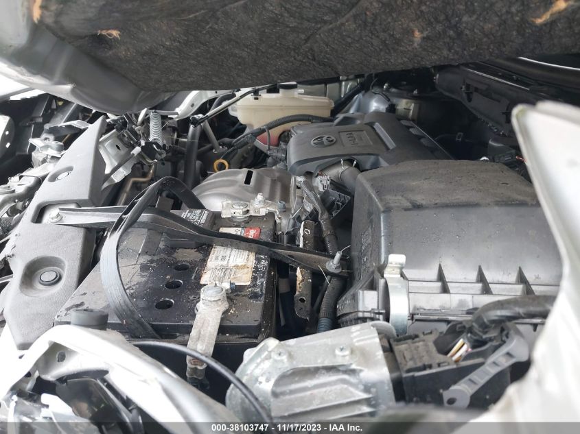 2015 TOYOTA RAV4 LE - JTMBFREV6FJ039873