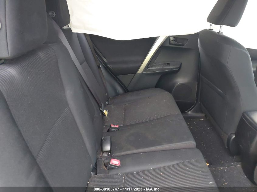 2015 TOYOTA RAV4 LE - JTMBFREV6FJ039873