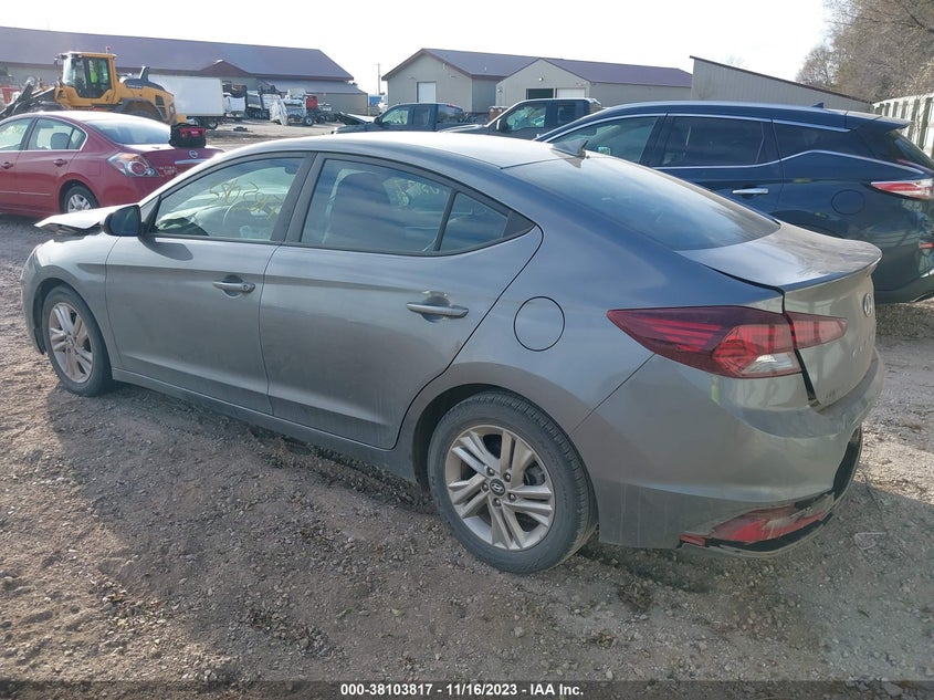 VIN 5NPD84LFXKH416015 2019 HYUNDAI ELANTRA SEL