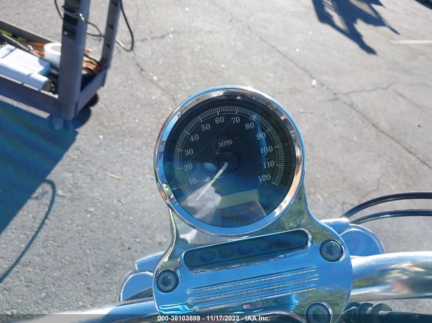 2013 HARLEY-DAVIDSON XL1200 V - 1HD1LF332DC432029