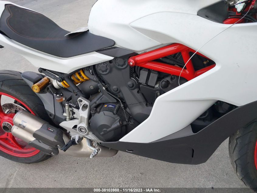 2017 DUCATI SUPERSPORT - ZDMVABDSXHB002630