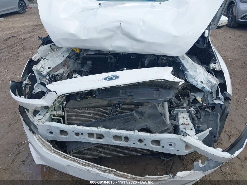 2015 FORD FOCUS SE - 1FADP3F21FL263635