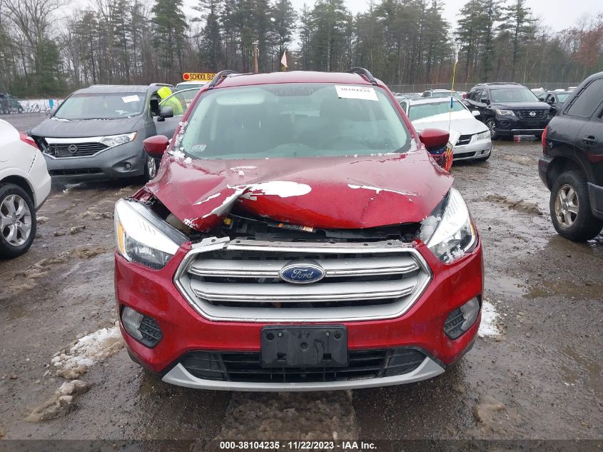 2018 FORD ESCAPE SE - 1FMCU9GD9JUD11818