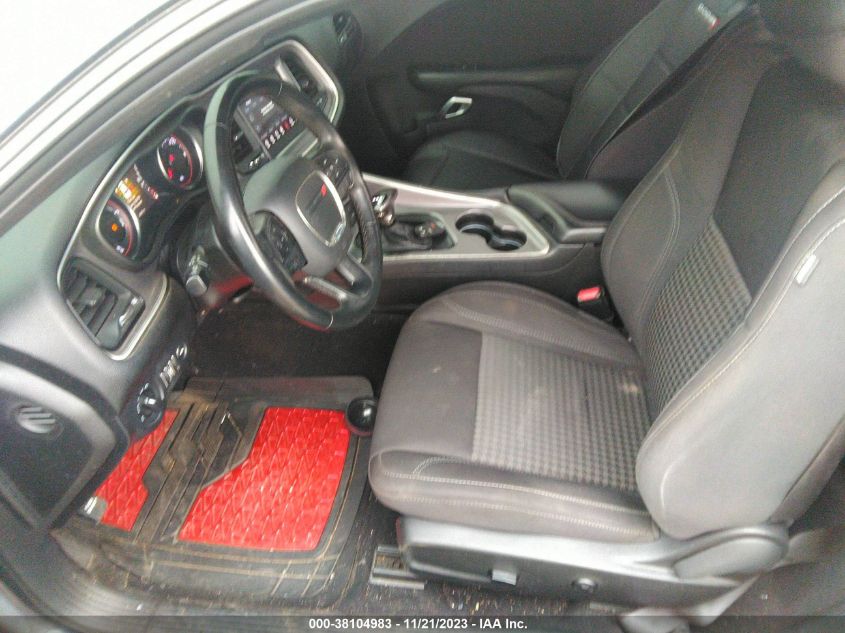 VIN 2C3CDZAG0KH676954 2019 DODGE CHALLENGER SXT