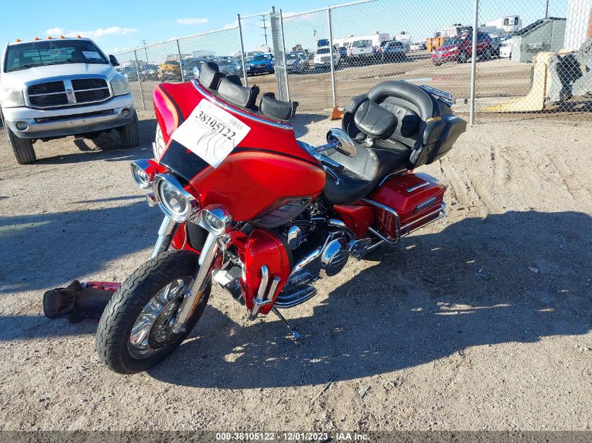 2007 HARLEY-DAVIDSON FLHTCUSE - 1HD1PR8127Y958830