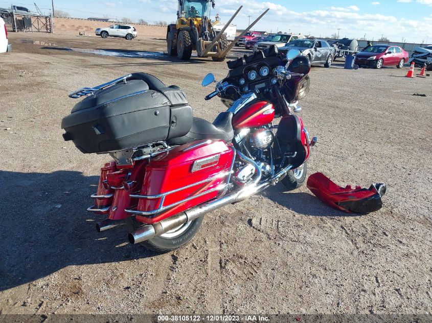 2007 HARLEY-DAVIDSON FLHTCUSE - 1HD1PR8127Y958830