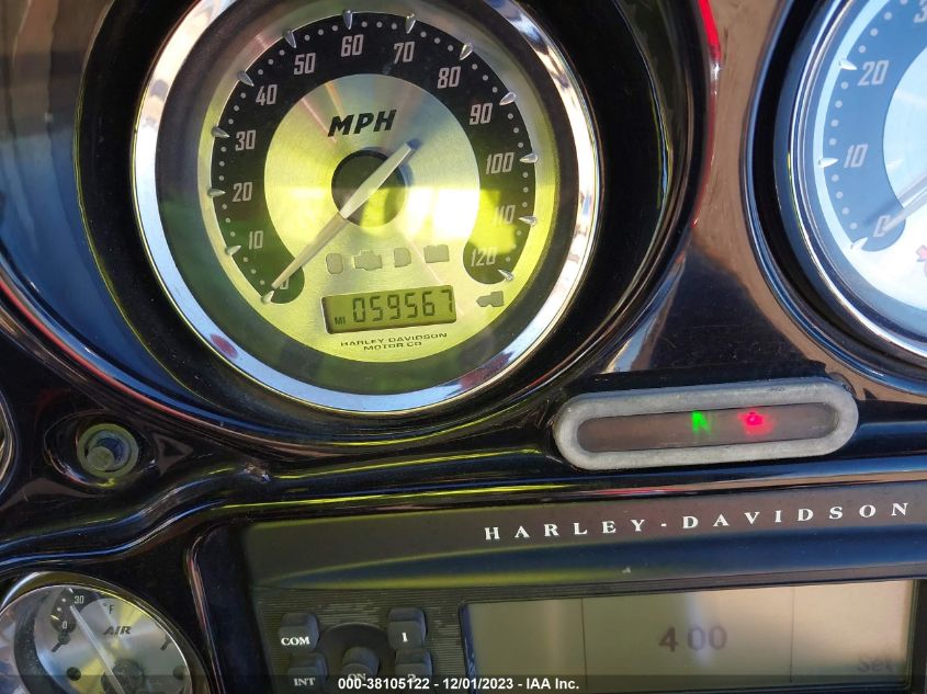 2007 HARLEY-DAVIDSON FLHTCUSE - 1HD1PR8127Y958830