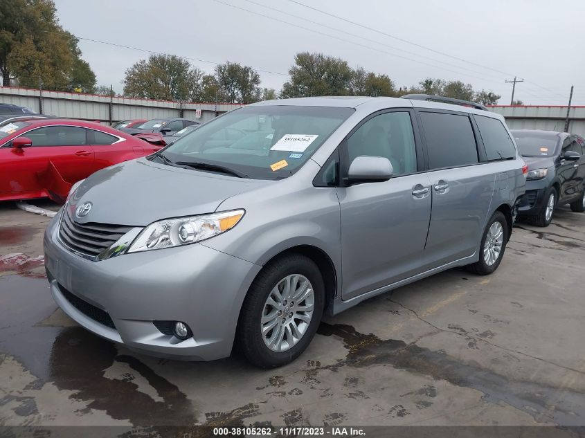 5TDYK3DC8CS219762 2012 TOYOTA SIENNA, photo no. 2