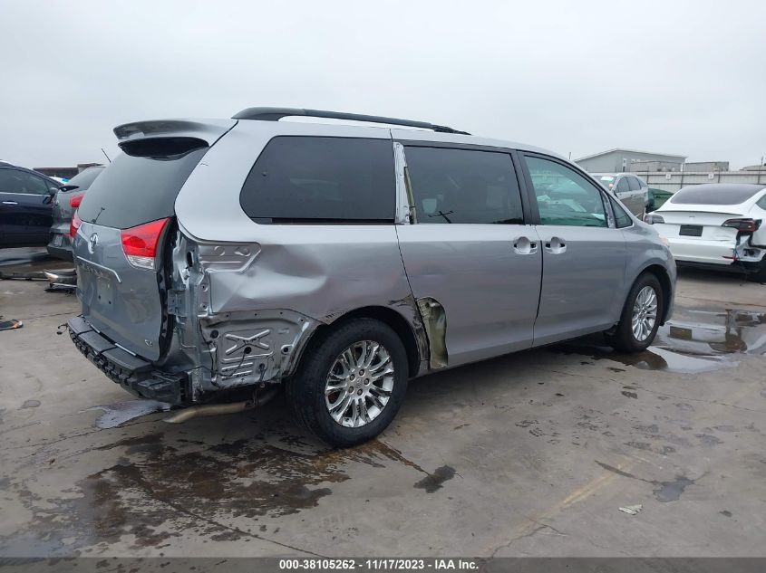 5TDYK3DC8CS219762 2012 TOYOTA SIENNA, photo no. 4