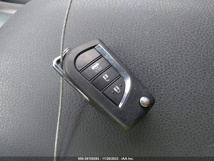 2020 TOYOTA CAMRY SE - 4T1G11AK1LU882189