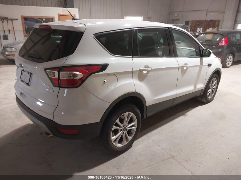 2017 FORD ESCAPE SE - 1FMCU0GD9HUE76838