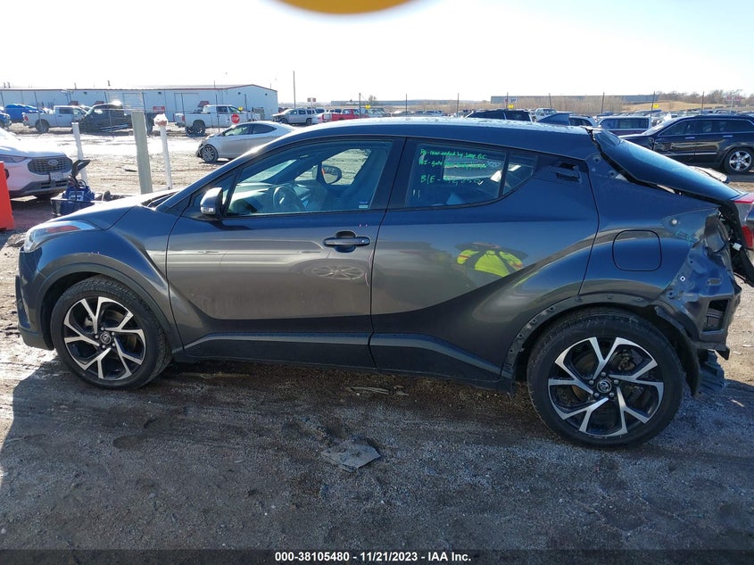 VIN NMTKHMBX7JR007737 2018 TOYOTA C-HR XLE/XLE PREMIUM
