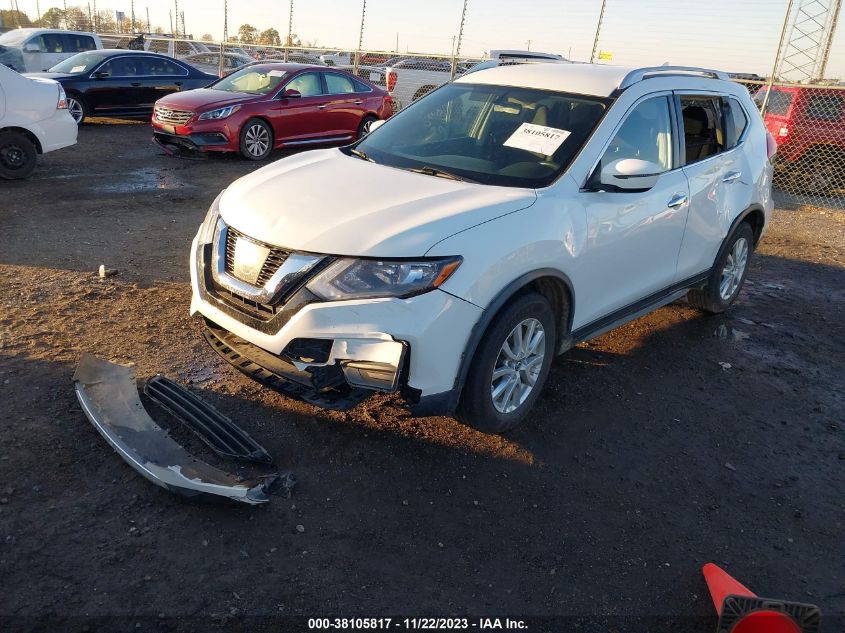 2017 NISSAN ROGUE SV - KNMAT2MT5HP590226