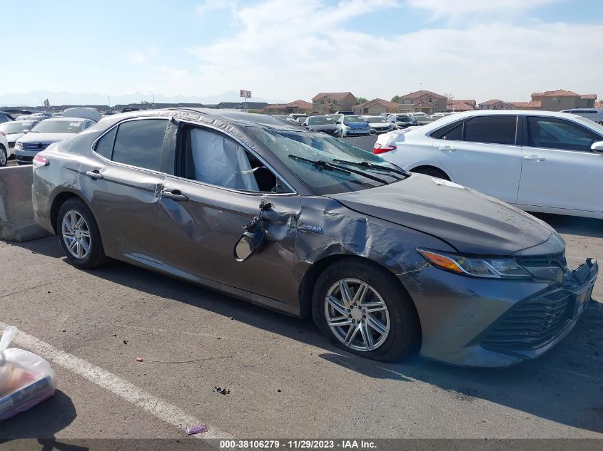 2018 TOYOTA CAMRY HYBRID LE - 4T1B31HK2JU501571