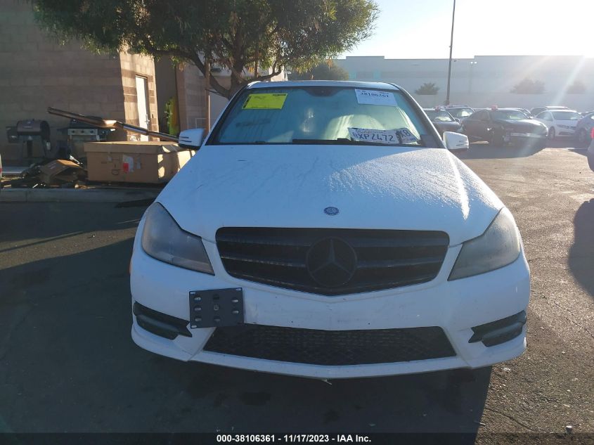 2014 MERCEDES-BENZ C 250 LUXURY/SPORT - WDDGF4HB1ER318633